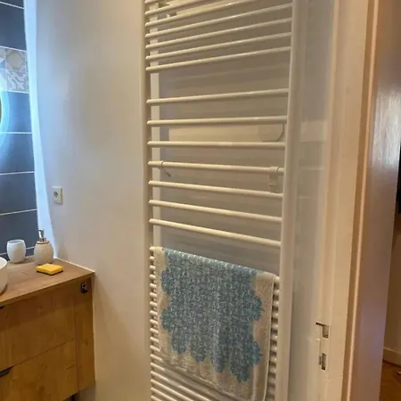 Chaleureux A Fours 48m² Vue Montagne Apartmán